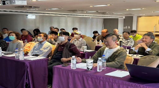 林佳和教授、陳健民教授前來授課