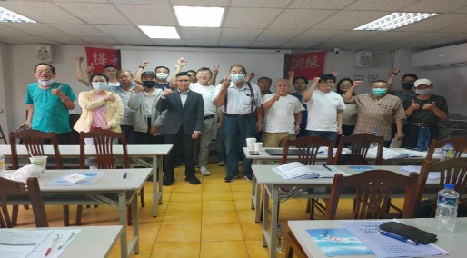 翁瑋所長與葉品言總幹事前來授課